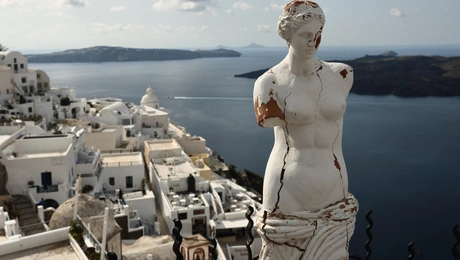 Το νησί της Σαντορίνης