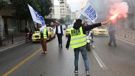 Απεργία στα ταξί
