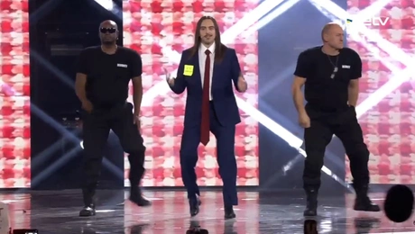 Ο Tommy Cash τραγουδά το Espresso Macchiato με το οποίο θα εκπροσωπήσει την Εσθονία στην Eurovision 2025