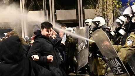 τεμπη βια