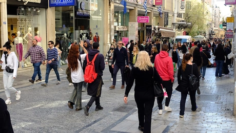 Ανοιχτά μαγαζιά την Κυριακή των Βαΐων
