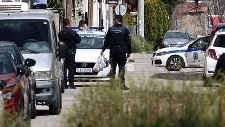 Πώς έγινε η επίθεση του 51χρονου με το κατσαβίδι μέσα στο ΑΤ Κορωπίου 