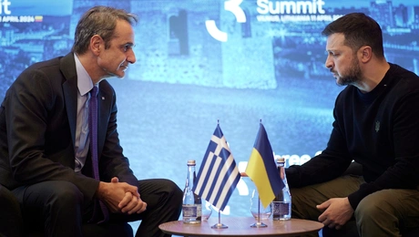 Ο Κυριάκος Μητσοτάκης και ο Βολοντίμιρ Ζελένσκι