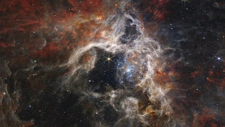 Λήψη που δόθηκε στη δημοσιότητα από τη Nasa και δείχνει εικόνα από διαστημικό τηλεσκόπιο James Webb.