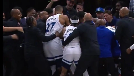 Ξύλο στο NBA στην αναμέτρηση των Μινεσότα Τίμπεργουλβς με τους Ντιτρόιτ Πίστονς