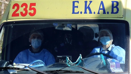Ασθενοφόρο στη Θεσσαλονίκη