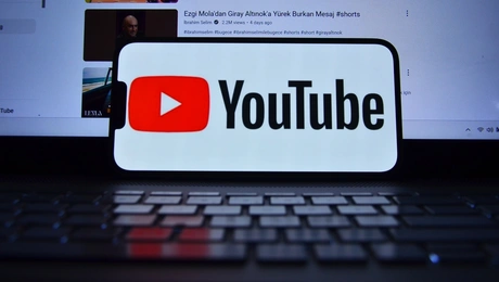YouTube 