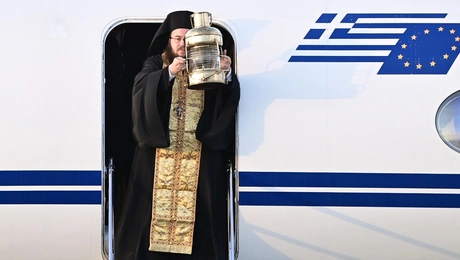 Άγιο Φως Ελλάδα