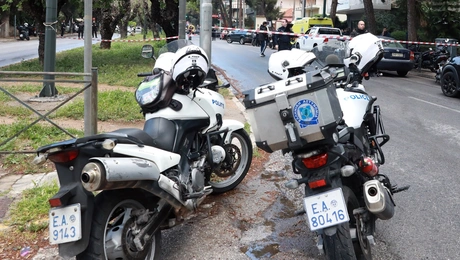 Αστυνομικοί σε διάρρηξη
