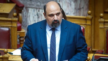 Ο Χρήστος Τριαντόπουλος στη Βουλή