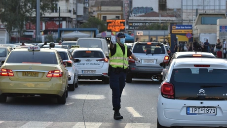 Κίνηση στους δρόμους του Πειραιά