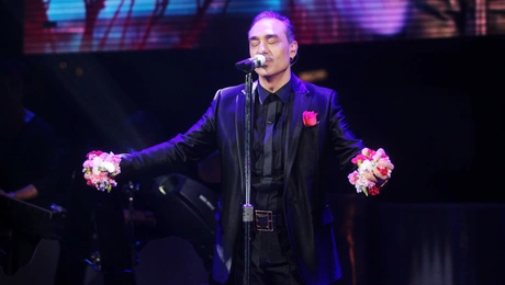notis sfakianakis