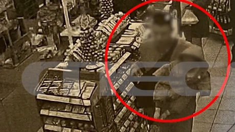 Φωτογραφία με τον δράστη και το μωρό στον Άλιμο