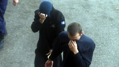 Μέλη από την Εθνικιστικη Νεολαία Θεσσαλονίκης