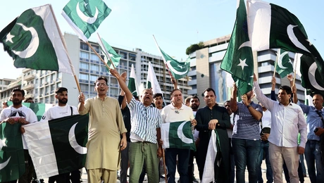 omonoia pakistanoi