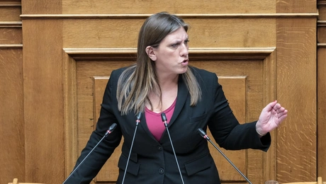 Ζωή Κωνσταντοπούλου