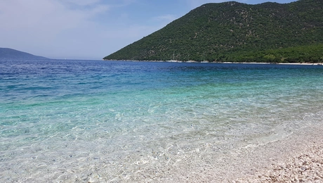 Η παραλία της Ελλάδας με τα πιο παγωμένα νερά