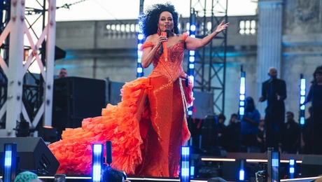 Αποθέωση για τη Diana Ross στο Καλλιμάρμαρο - Πλήθος επωνύμων έδωσαν το παρών