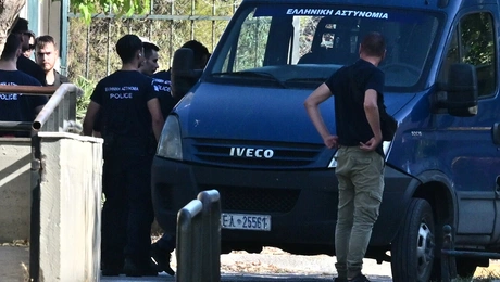 Μεταφορά του δολοφόνου της Κυριακής Γρίβα