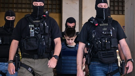Μουρτζούκου