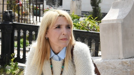 Η Ρένα Κουβελιώτη