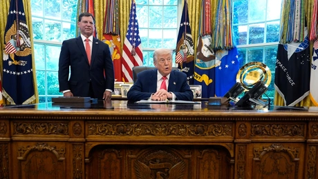 Trump oval office