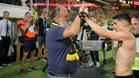 AEK