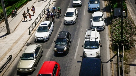 Αυτοκίνητα σε κίνηση