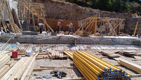 Εργασίες στην Πεντέλη