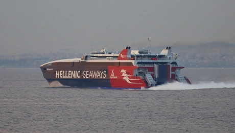 Πλοίο της Hellenic Seaways