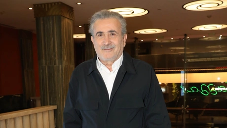 Λάκης Λαζόπουλος