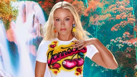 Η Zara Larsson