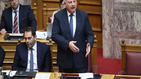 Κώστας Τσιάρας