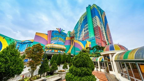 First World Hotel