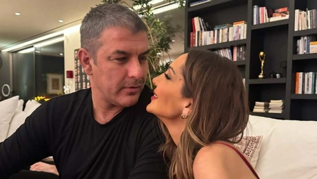 Δέσποινα Βανδή και Βασίλης Μπισμπίκης