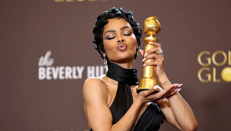 Η Teyana Taylor στις Χρυσές Σφαίρες 2026