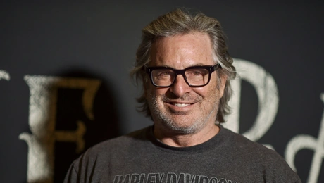 O Robert Carradine