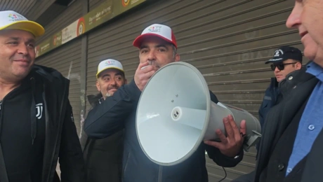 Οι απεργοί εργαζόμενοι του τουρισμού