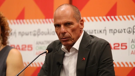 Γιάνης Βαρουφάκης