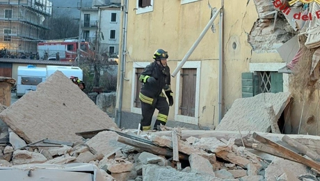 Italia ekrixi