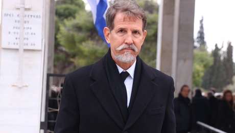 Παύλος Ντε Γκρες