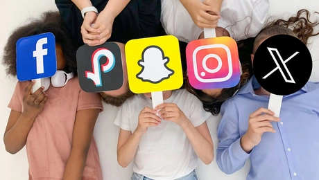 social media 