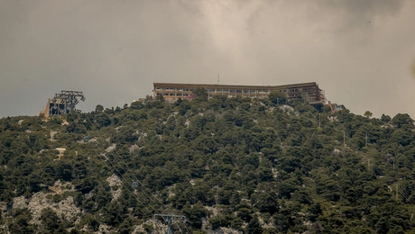 Φωτιά στην Πάρνηθα
