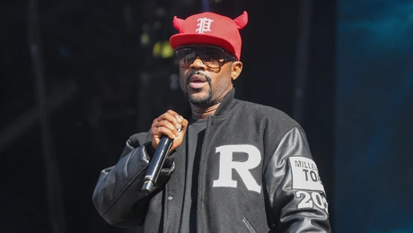 Ray J