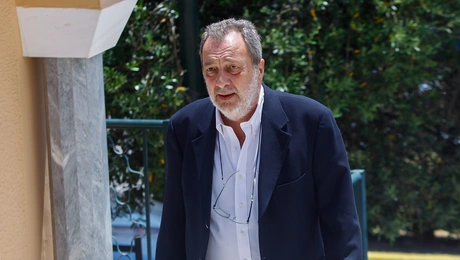 Στρατής Λιαρέλλης
