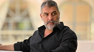 Ο Βασίλης Μπισμπίκης στη σειρά «Σασμός»