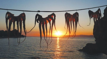 Ηλιοβασίλεμα στην Πειραϊκή 