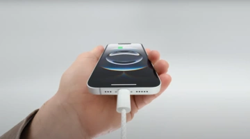 iPhone 16e
