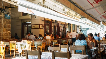 Εστιατόριο στο Μοναστηράκι