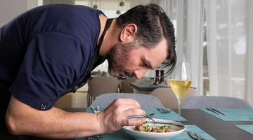 Θάνος Φέσκος 